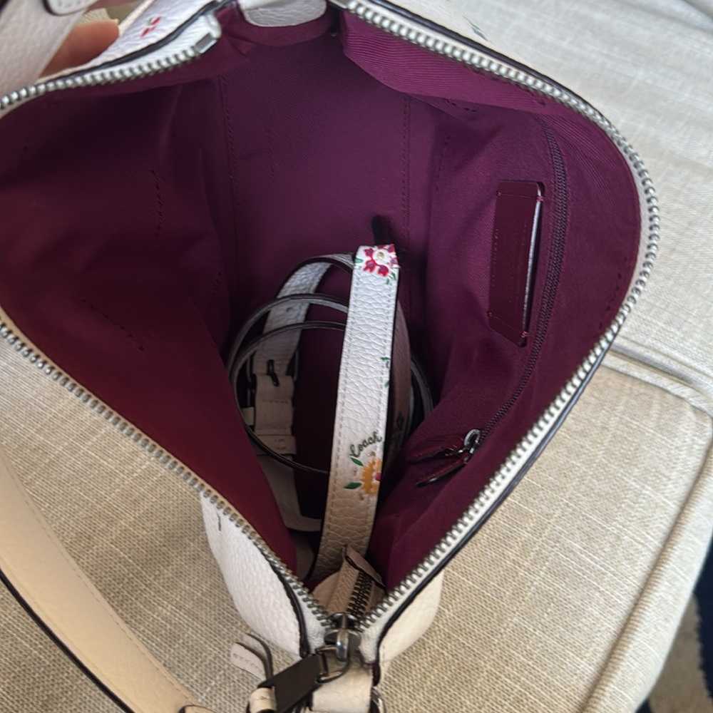 Coach Shay Crossbody Bag With Wildflower Print pebbled leather - Picture 14 of 17